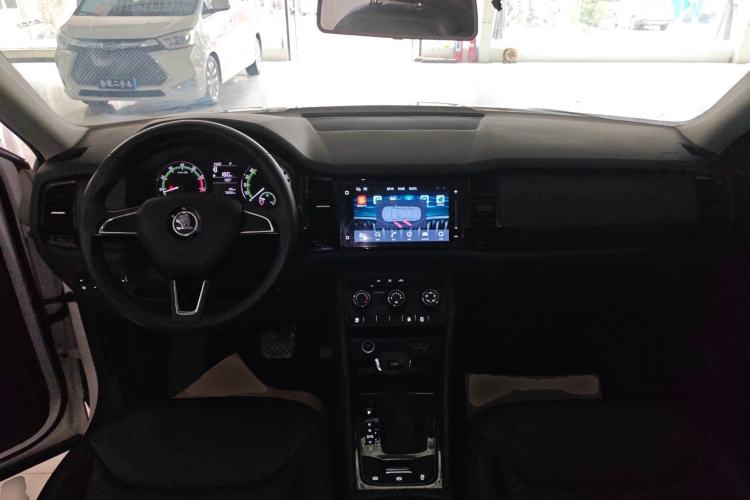 Used Skoda Kodiaq 2018 Facelifted TSI330 5-Seater Two-Wheel-Drive Standard Edition