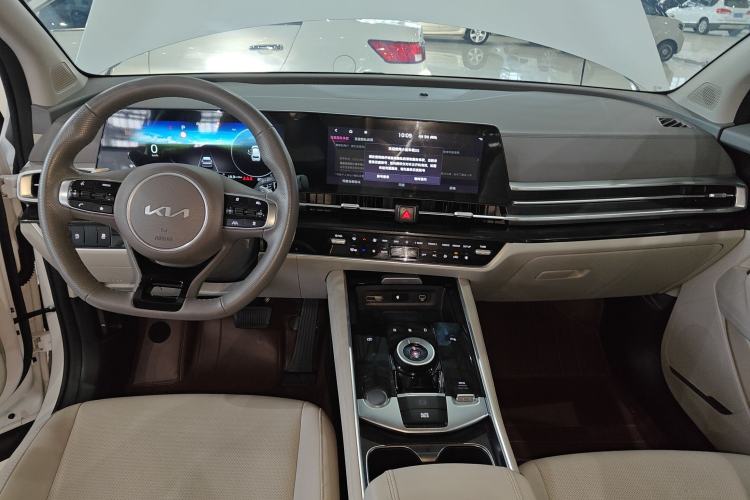 Used Kia Sportage (Chinese Domestic Model) 2023 1.5T Two-Wheel Drive Prestige Edition Center Console