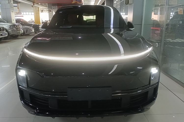 Used Li Auto L8 2023 Air model