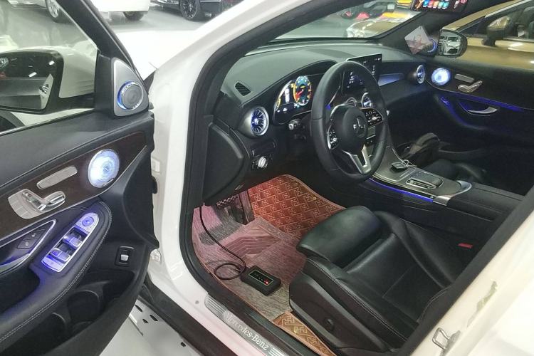 Used Mercedes-Benz GLC 2020 GLC 300 L 4MATIC Dynamic Edition Interior 3