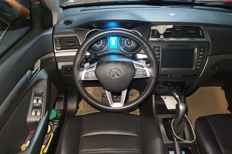 Used BAIC Senova X65 2015 2.0T Automatic Elite Model