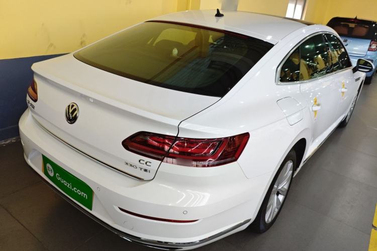 Used Volkswagen FAW-Volkswagen CC 2019 330TSI Huayan Edition China VI
