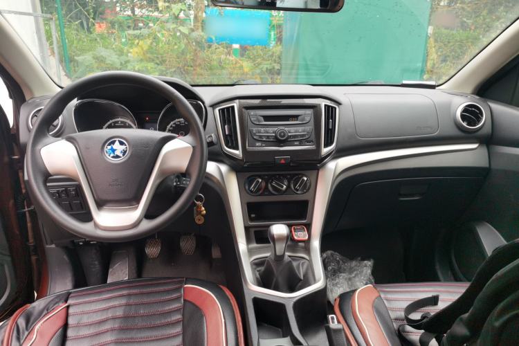 Used Venucia T70 2015 1.6L Manual Ruixing Edition