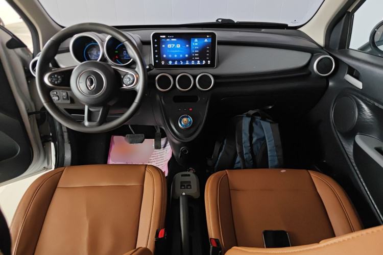 Used ORA Black Cat 2021 301 km Basic Version Center Console