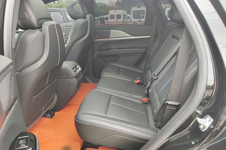 Used Cadillac XT5 2025 2.0T Luxury Version Left Rear Seat