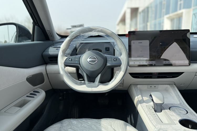 Used Nissan Teana 2026 Model Harmony Cockpit 2.0L Smart Ultra-Comfort Edition
