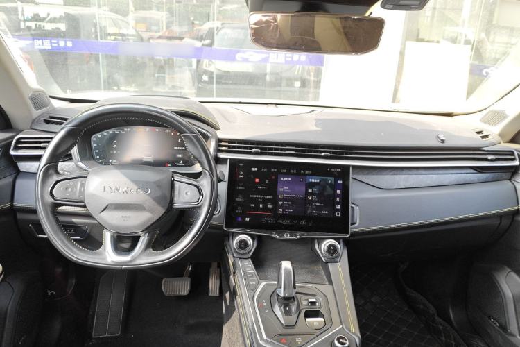 Used Lynk & Co 05 2020 2.0TD Two-Wheel Drive Shine Halo