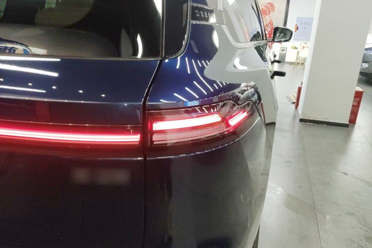 Used Deepal S09 2025 Four-Wheel Drive Ultra+ Custom Edition
