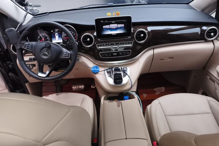 Used Mercedes-Benz V-Class 2017 V 260 L Prestige Extended Edition
