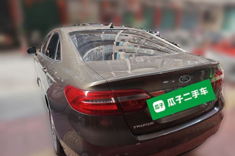 Used Ford Taurus 2017 EcoBoost 245 Luxury Model Rear Left 45 Deg