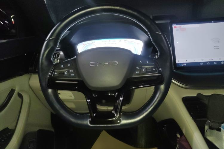 Used BYD Song PLUS New Energy 2023 Champion Edition EV 520KM Prestige Model
