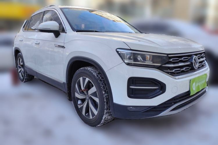 Used Volkswagen Tayron 2022 280TSI Two-Wheel Drive Luxury Smart Connectivity Version Front Right 45 Deg