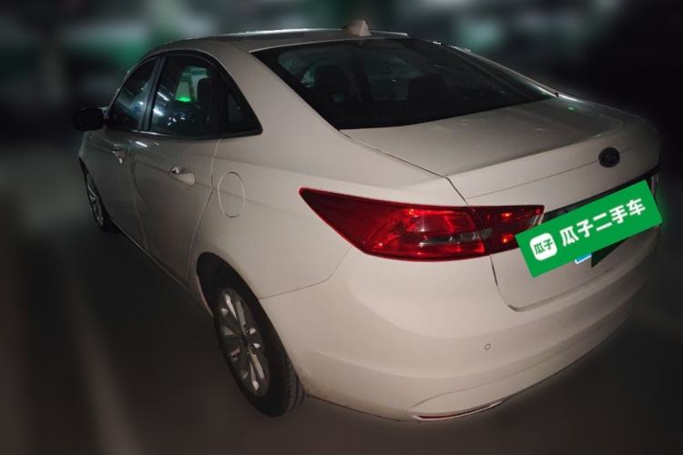 Used Ford Escort 2017 Happiness Edition 1.5L Automatic Fashion Version
