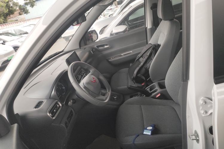 Used Wuling Hongguang New Energy 2025 Extended-Range Hybrid 50KM Comfort Version