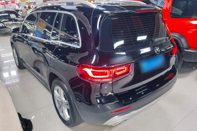 Used Mercedes-Benz GLB 2022 Second Facelift GLB 200 Dynamic Edition Exterior 2