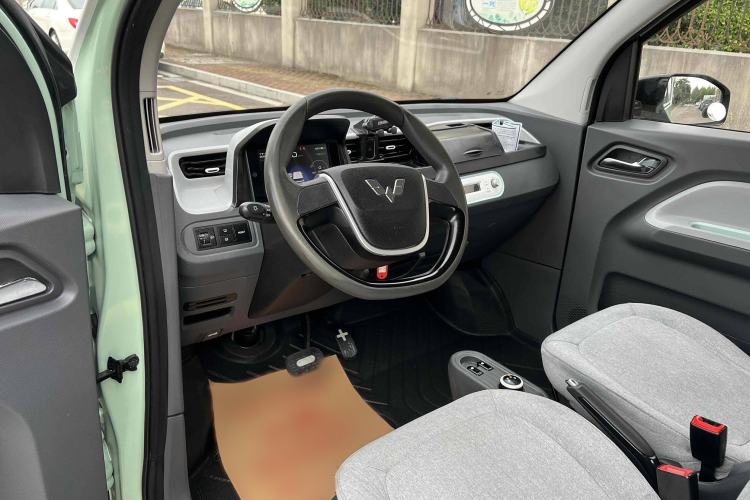 Used Wuling Hongguang MINIEV 2021 Macaron Premium Model – Lithium Iron Phosphate