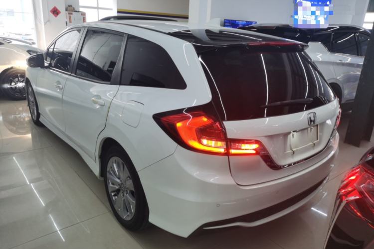 Used Honda Jade 2017 1.8L automatic Comfort version 5 seats
