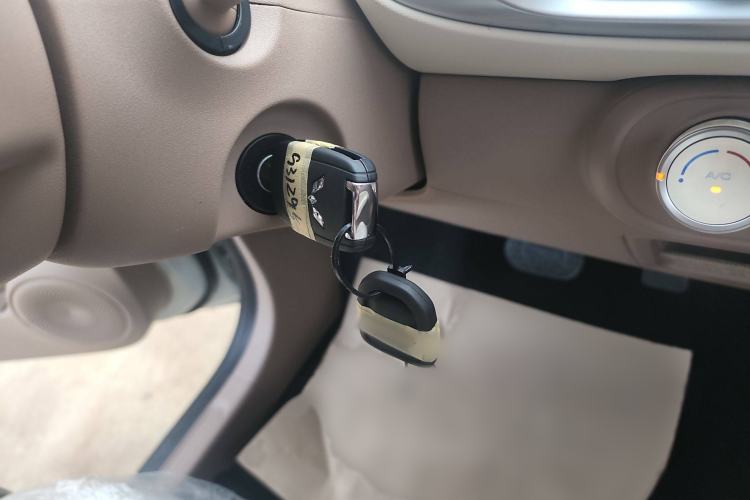 Used Wuling Hongguang MINIEV 2025 Four-Door Version Advanced Edition