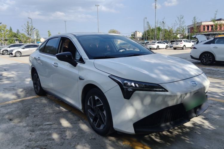 Used AION S Plus 2025 Comfort Version 53.241 kWh Front Right 45 Deg