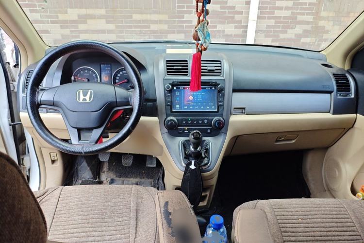 Used Honda CR-V 2010 2.0L manual two-wheel drive urban version
