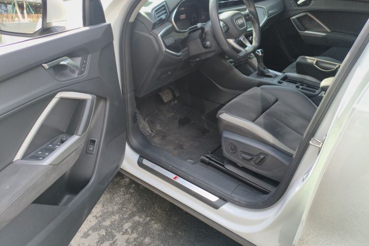 Used Audi Q3 2022 35 TFSI Fashion Dynamic Model
