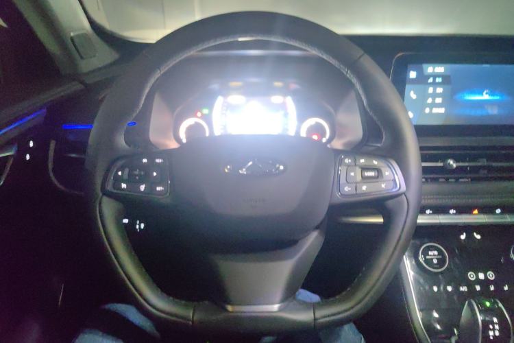 Used Chery Tiggo 8 2025 Excellence Edition 230 TCI Automatic Luxury Version 5 Seats