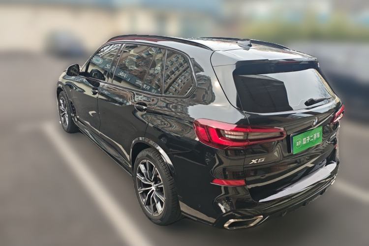 Used BMW X5 2022 Restyled xDrive 30Li Luxury Version M Sport Package