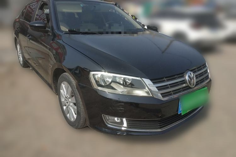 Used Volkswagen Lavida 2013 Restyled Classic 1.6L Manual Comfort Edition