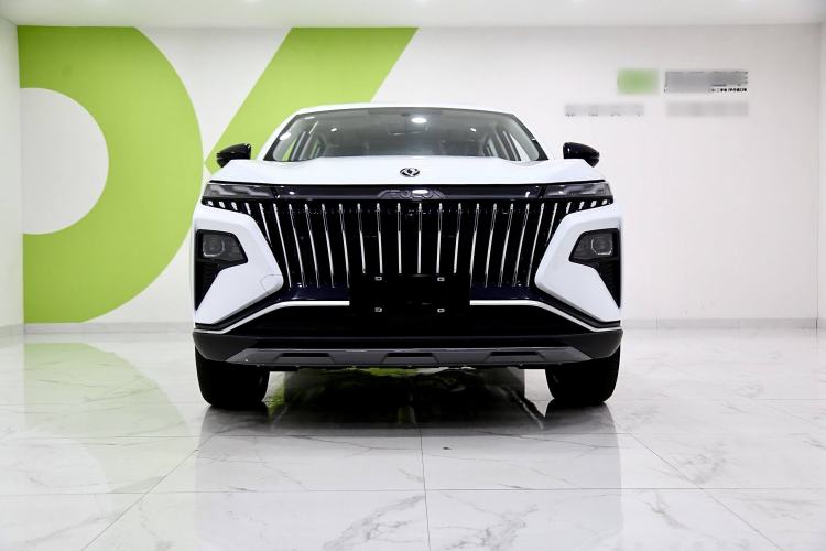 Used Dongfeng Aeolus Huge 2025 Mach Power 1.5T Luxury Version
