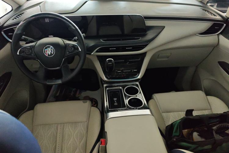 Used Buick GL8 2021 ES Landtrek 653T Comfort Edition
