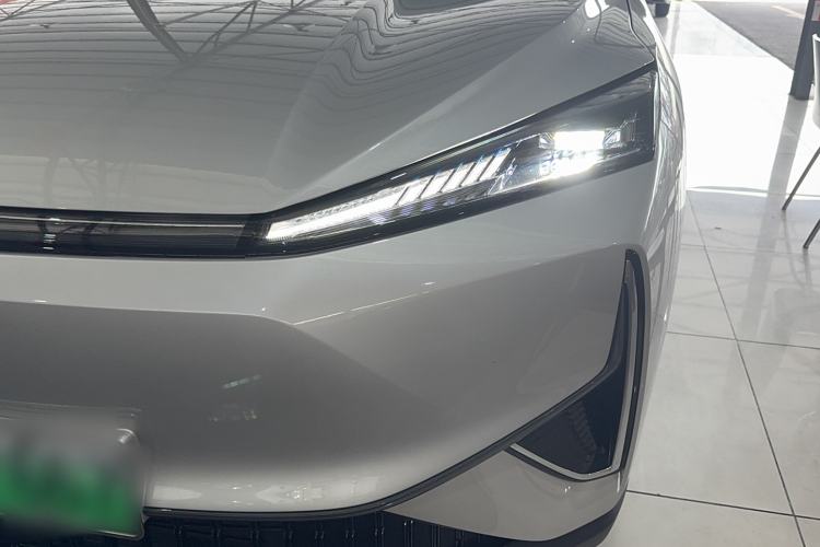 Used Dongfeng Aeolus L7 New Energy 2025 205 Ultra-Long Range Indulgence Version
