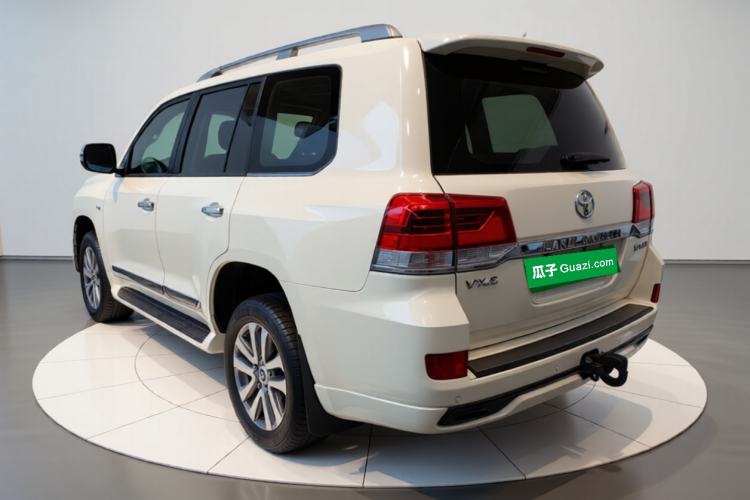 Used Toyota Land Cruiser 2017 5700 Middle East Edition