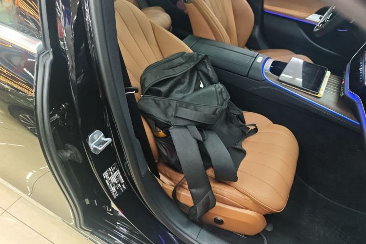 Used Mercedes-Benz E-Class New Energy 2024 E 350 e L Plug-in Hybrid Sedan