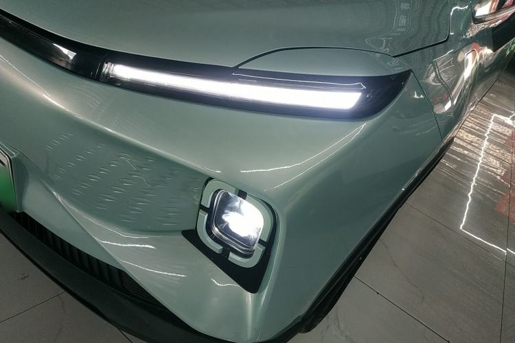 Used Geometry E Firefly 2024 301km Starlight
