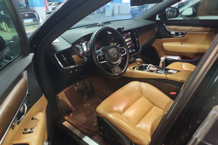 Used Volvo S90 2017 T5 Smart Luxury Edition