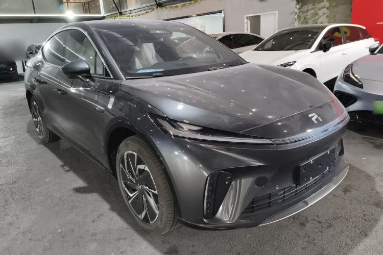 Used Rising R7 2022 Long-Range Advanced Edition