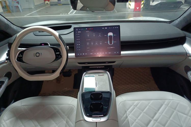 Used CHANGAN NEVO A07 2024 All-Electric "True Fragrance" Edition 710 Flagship Model Center Console