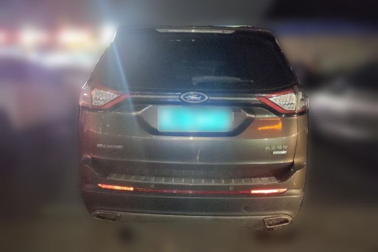 Used Ford Edge 2015 2.0T GTDi Two-Wheel-Drive High-Line Version
