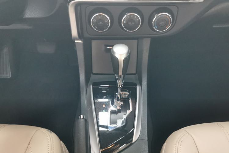 Used Toyota Corolla 2017 Revised Version 1.2T S-CVT GL Gear Lever