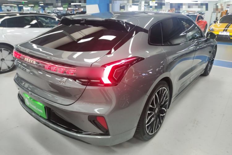 Used Zeekr 001 2024 YOU Edition 100 kWh All-Wheel Drive Rear Right 45 Deg