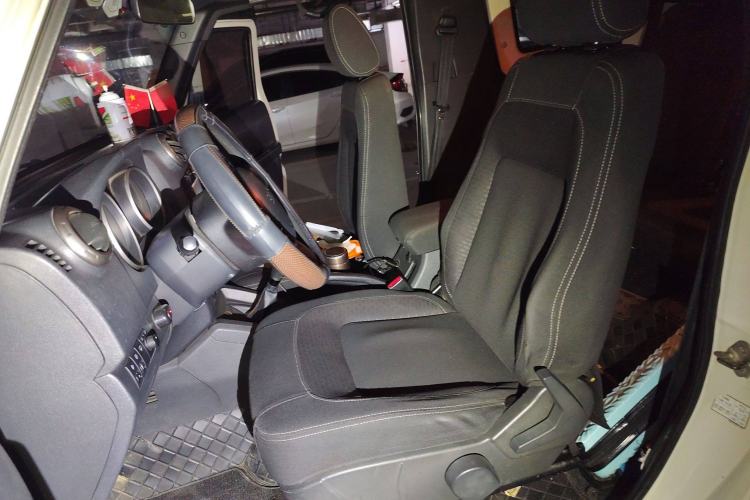 Used BAIC Off-Road BJ40 2014 2.4L Manual Cross-Country Edition
