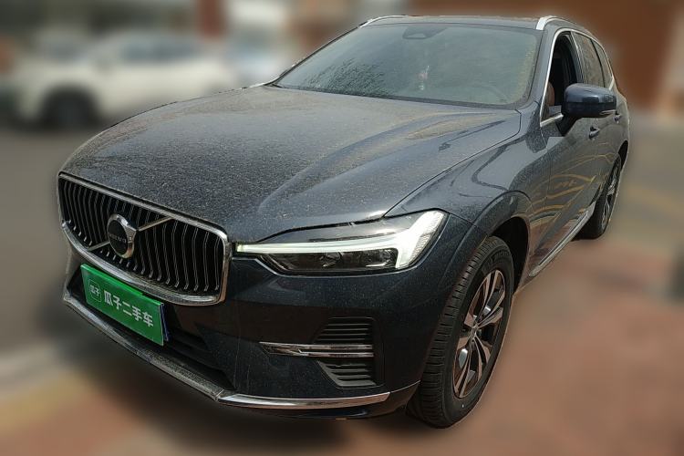Used Volvo XC60 2023 B5 4x4 Smart Luxury Edition