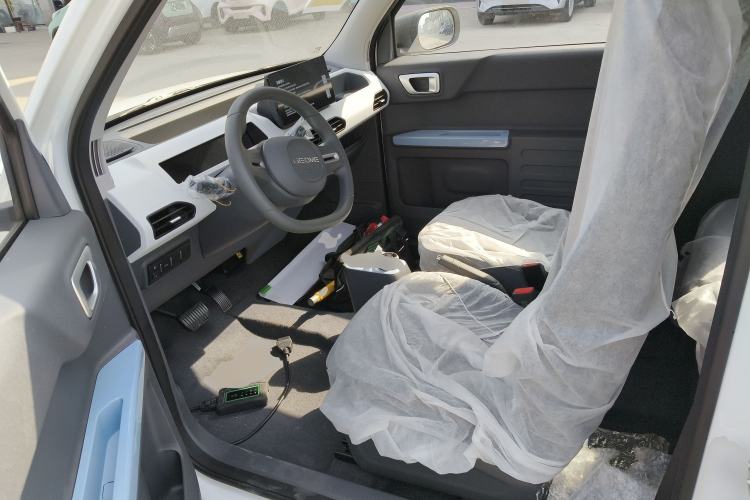 Used Geely Galaxy Panda 2024 Panda Mini 200km Endurance Bear