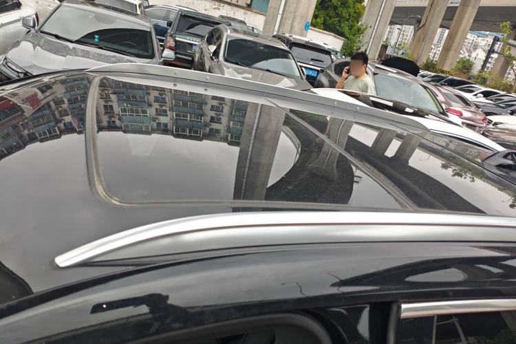 Used Cadillac XT4 2024 28T Two-Wheel-Drive Luxury Version Roof