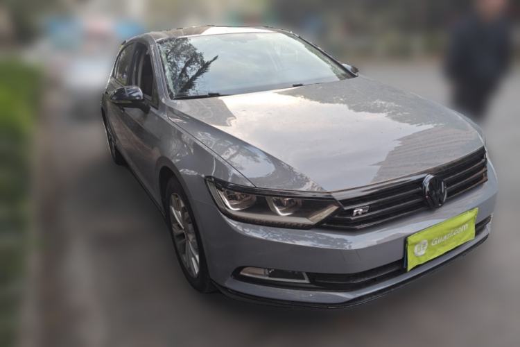 Used Volkswagen Magotan 2017 330TSI DSG Luxury Model
