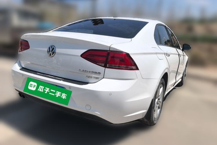 Used Volkswagen Lamando 2017 230TSI DSG Fashion Edition