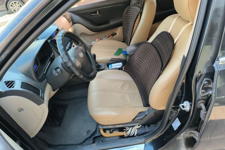 Used Hyundai Celesta 2011 1.6L Manual Comfort Edition
