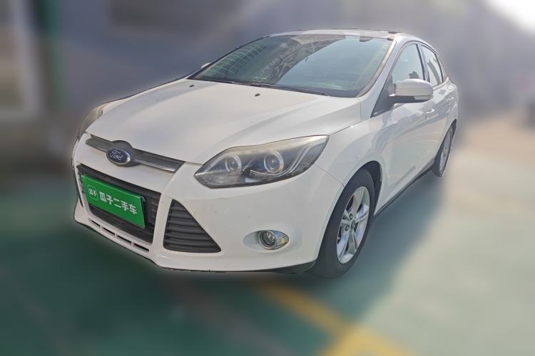 Used Ford Focus 2012 Sedan 1.6L Automatic Fashion Edition