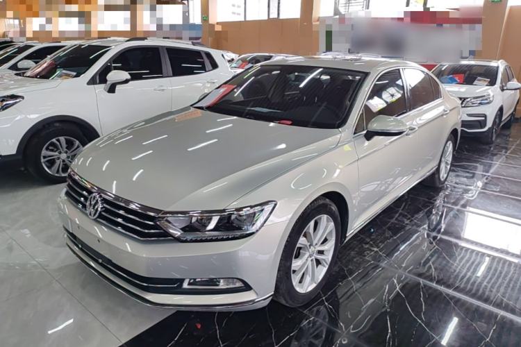 Used Volkswagen Magotan 2017 330TSI DSG Luxury Model