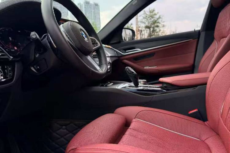 Used BMW 5 Series 2022 Revised Version 3 530Li Luxury Edition M Sport Package Left Front Seat